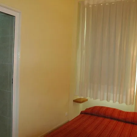 Residencial Castromira Апартаменты *